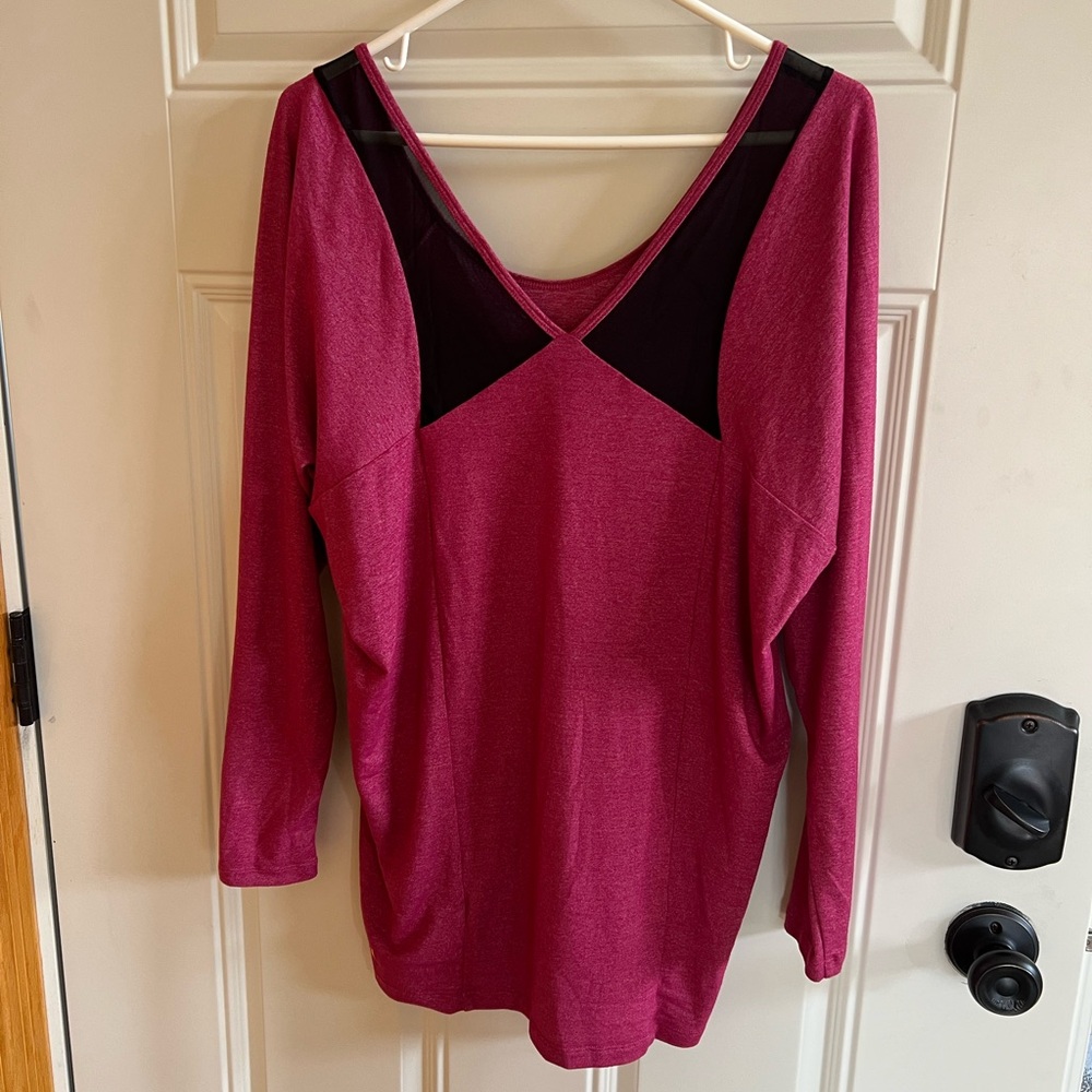 Lucy Long Sleeve Active Top w/Mesh Back SZ M